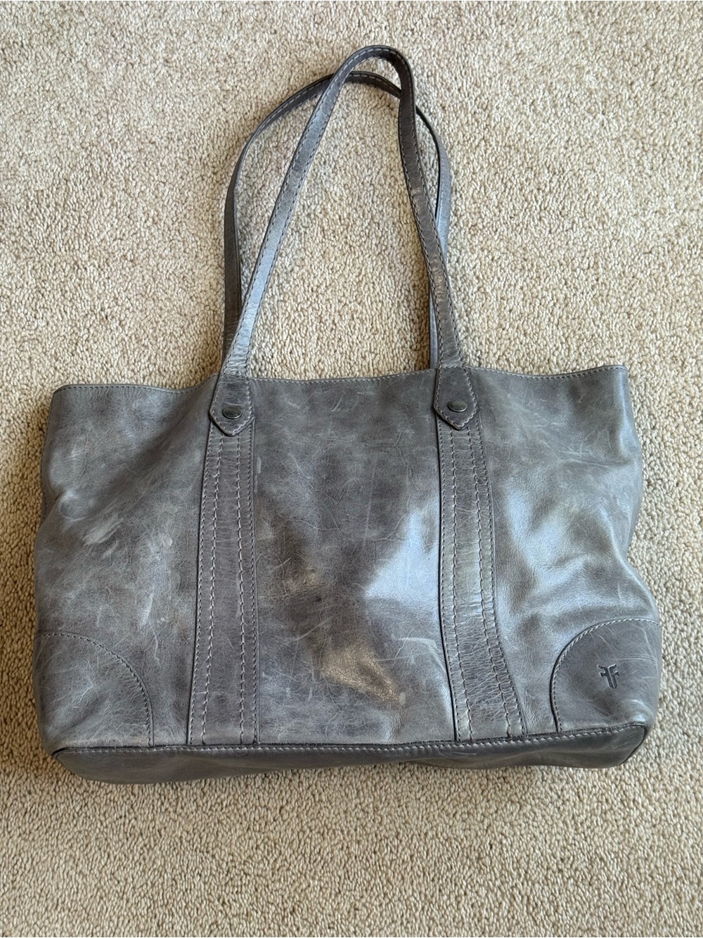 Frye Leather Tote Bag in Gray - Feminine Casual Carryall